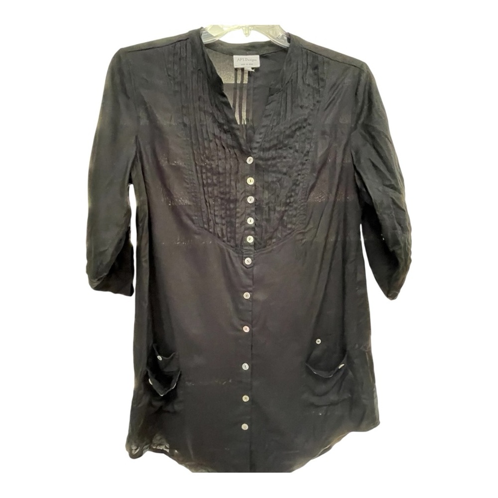 Black 3/4 Sleeve Buttoned Blouse with Mandarin Collar